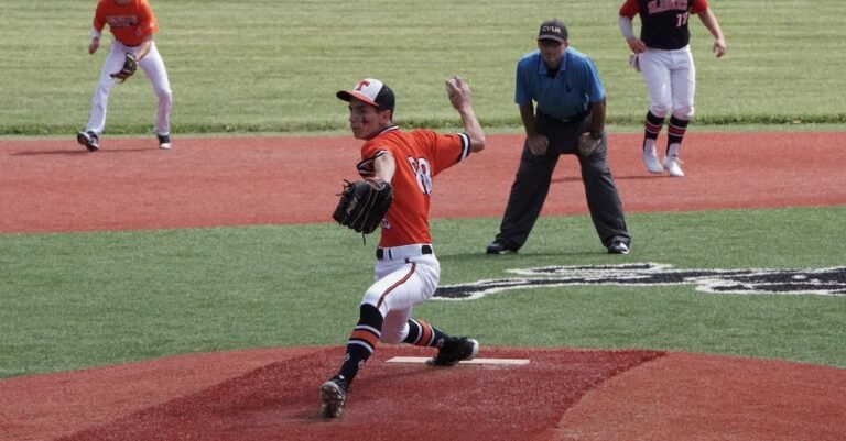 Improve Your Baseball Skills With These Simple Tips!