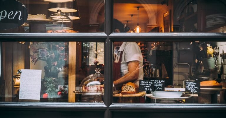 Why So Many People Love To Drink Coffee